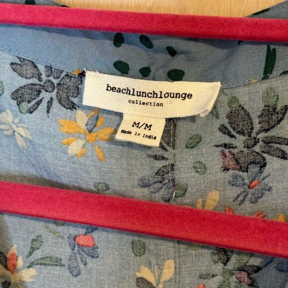 BeachLunchLounge Floral Long Sleeve Button Blouse Size M - Picture 4 of 9